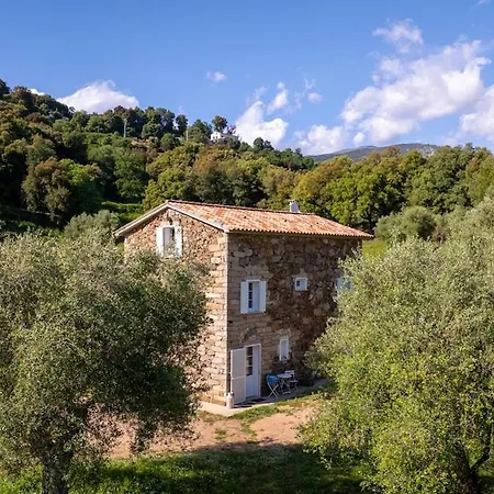 Agritourisme - Maison En Pierre Ferienhaus